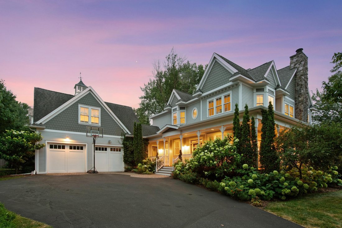 House in Deephaven, Minnesota, United States 1 - 18629863
