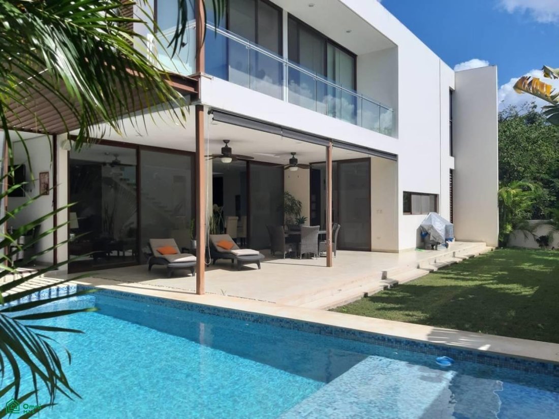 House in Yucatán Country Club, Yucatan, Mexico 2 - 17088786