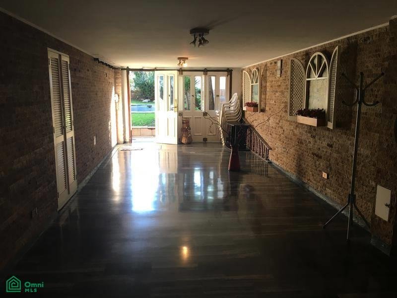 House in Banfield, Buenos Aires Province, Argentina 2 - 18222098