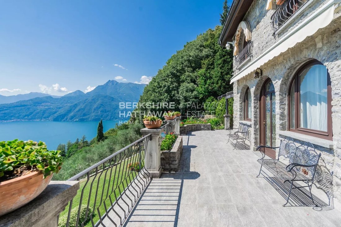 Estate in Perledo, Lombardy, Italy 1 - 13107699