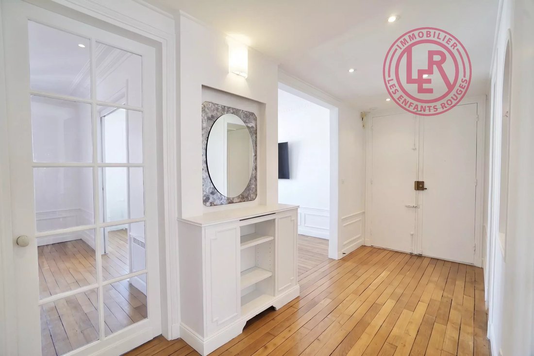 Apartment in Vallée de Fécamp, Paris 12e Arrondissement, Paris 4 - 18627294