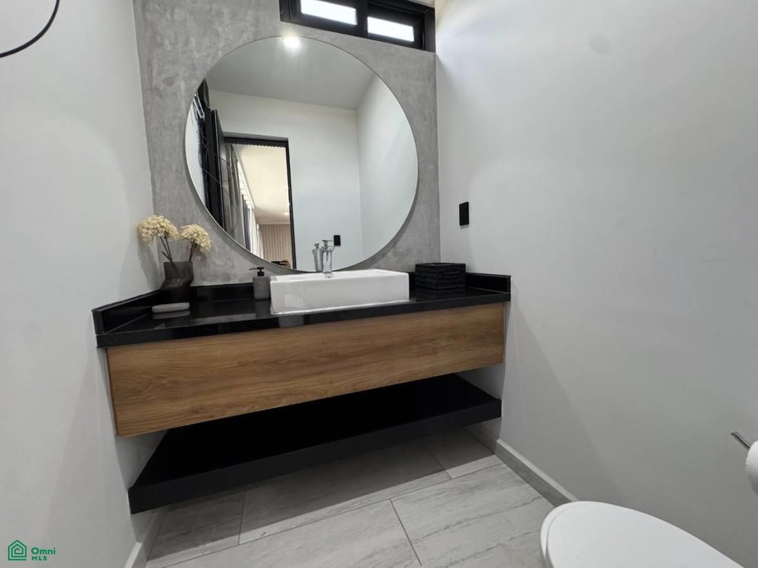 Townhouse in Juriquilla, Querétaro, Mexico 1 - 18069150