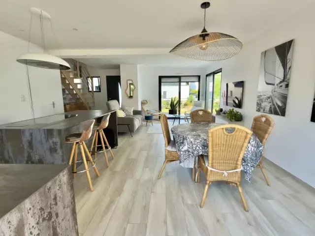 House in Zone Urbaine, Arradon, France 3 - 18474326