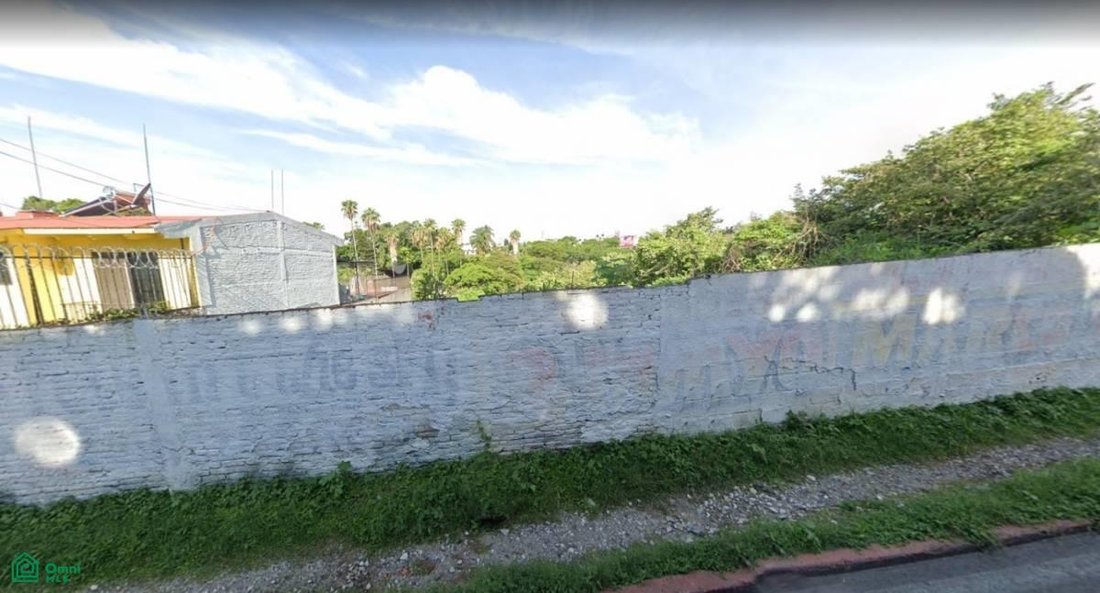Land in Cuernavaca, Morelos, Mexico 1 - 17810972