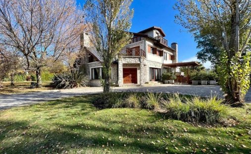 House in Mar del Plata, Buenos Aires Province, Argentina 1