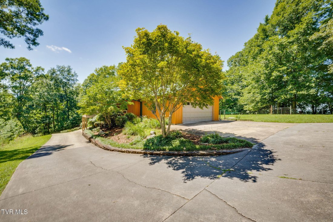 House in Unicoi, Tennessee, United States 4 - 18628294