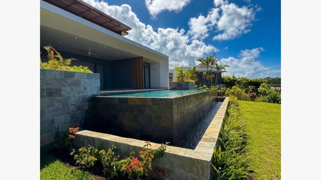 Villa in Bel Ombre, Savanne District, Mauritius 2 - 16935800
