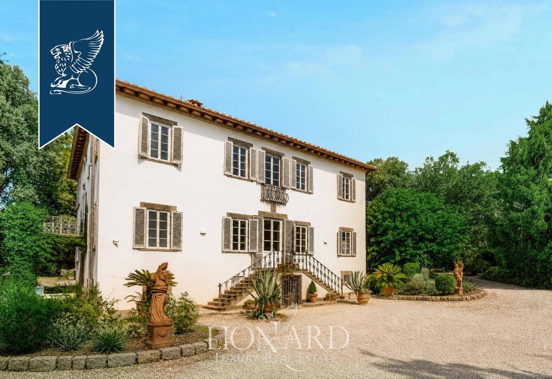 Villa in Saint Mary del Giudice - San Lorenzo a Vaccoli, Lucca, Tuscany 4 - 10918170
