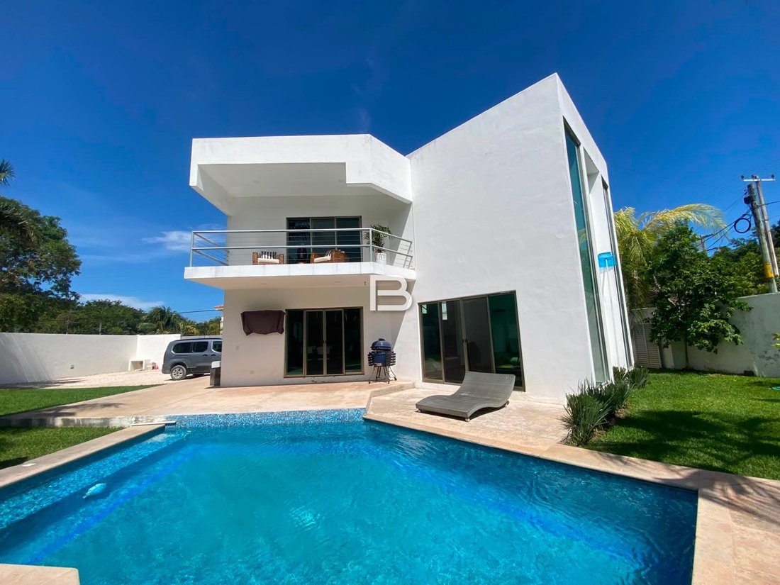 House in Alfredo V. Bonfil, Quintana Roo, Mexico 1 - 18630506
