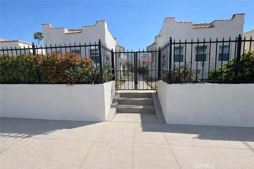Los Angeles, California, United States 2 - 17668171