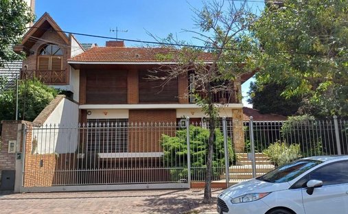 House in Quilmes, Buenos Aires Province, Argentina 1