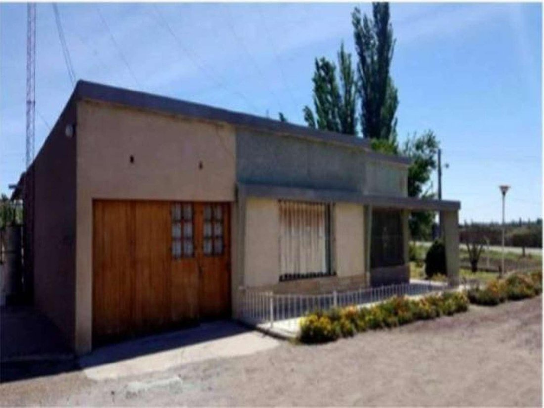 House in Jaime Prats, Mendoza Province, Argentina 1 - 18627191