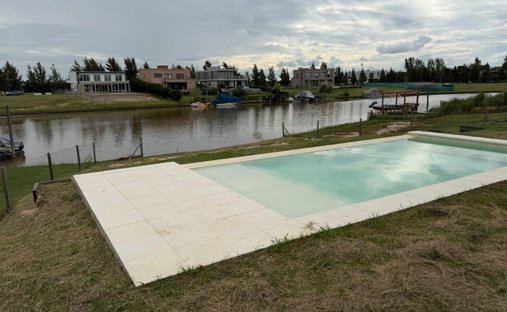 Casa en Belén de Escobar, Provincia de Buenos Aires, Argentina 1