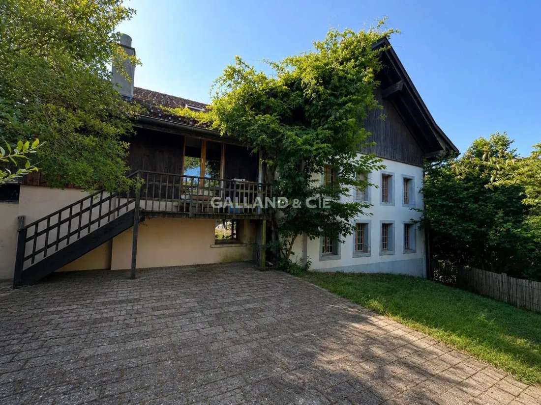 House in Lausanne, Vaud, Switzerland 3 - 18626438