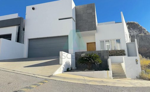 House in Chihuahua, Chihuahua, Mexico 1