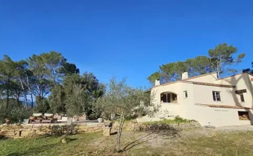 Villa in Carcès, Provence-Alpes-Côte d'Azur, France 1