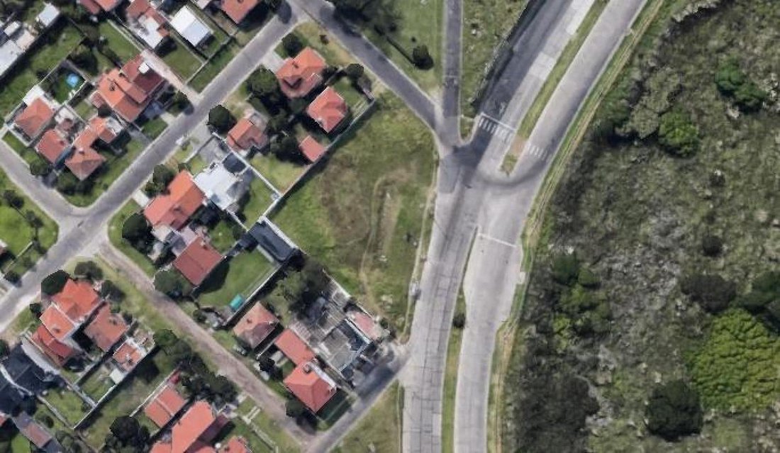 Land in Mar del Plata, Buenos Aires Province, Argentina 1 - 18627005