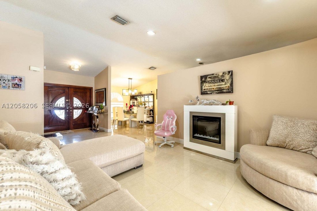 House in Miami, Florida, United States 5 - 18628365