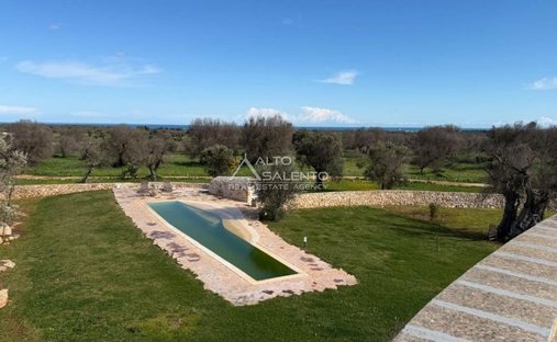 Villa in Carovigno, Apulia, Italy 1