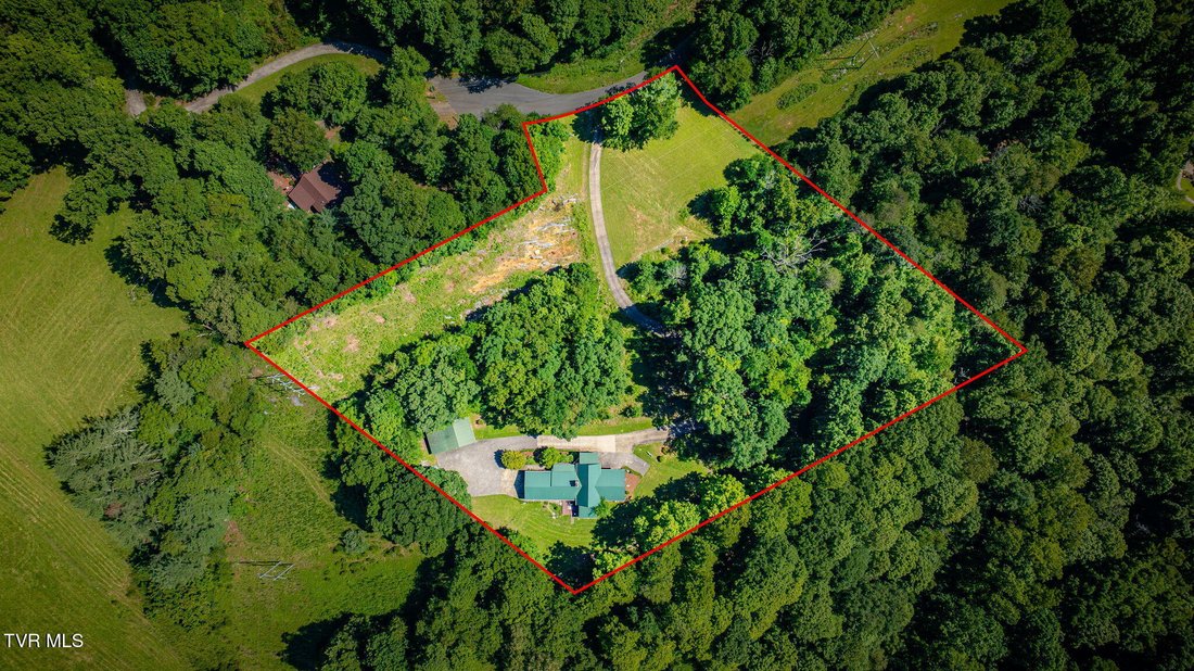House in Unicoi, Tennessee, United States 3 - 18628294