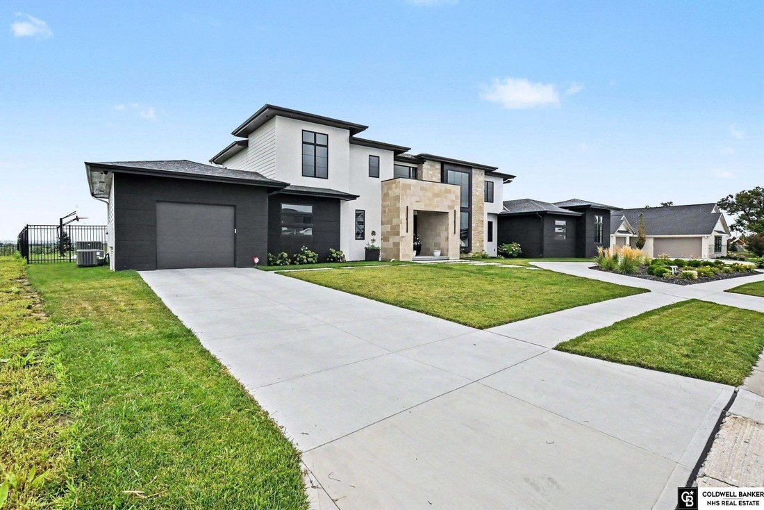 House in Omaha, Nebraska, United States 3 - 18626509