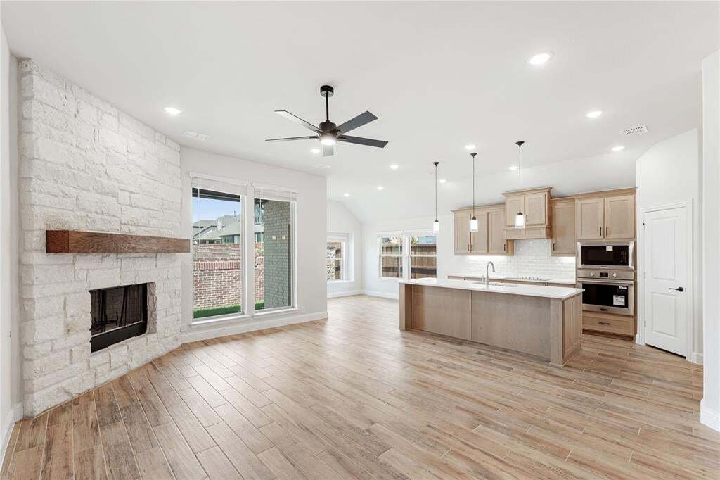 House in Bedford, Texas, United States 2 - 18552791