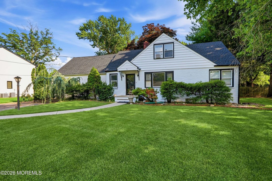 House in West Long Branch, New Jersey, United States 1 - 18629033
