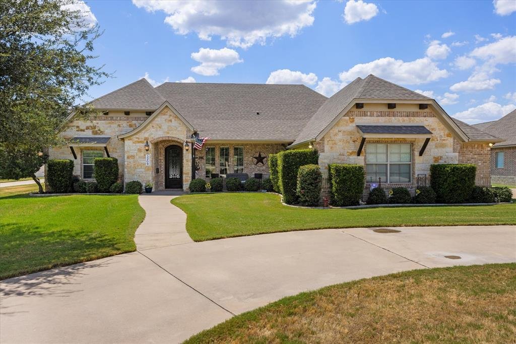 House in Granbury, Texas, United States 1 - 18629386