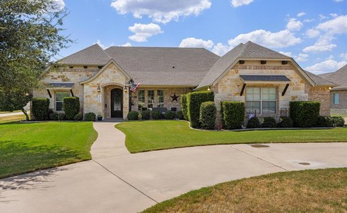 House in Granbury, Texas, United States 1