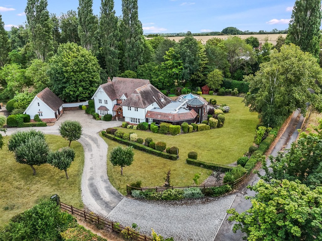 House in Little Bardfield, England 1 - 18626818
