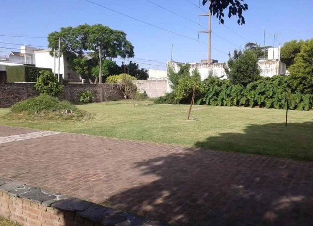 Land in Florencio Varela, Buenos Aires Province, Argentina 3 - 18627147
