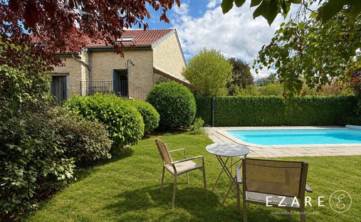 House in Fleurey-sur-Ouche, Bourgogne – Franche-Comté, France 1