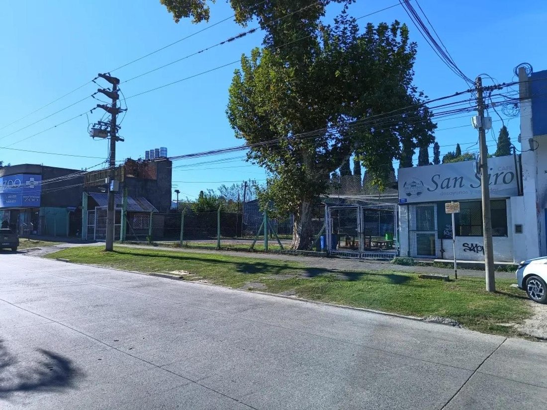 Land in Trujui, Buenos Aires Province, Argentina 1 - 18627206
