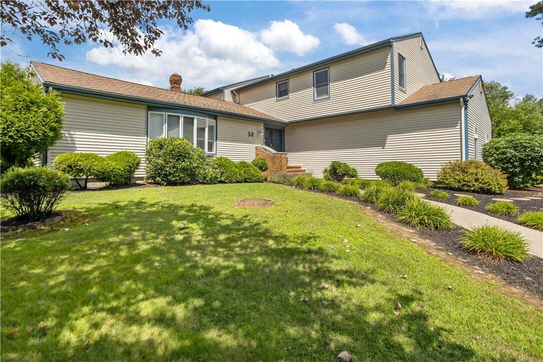 House in Cranston, Rhode Island, United States 2 - 18629040