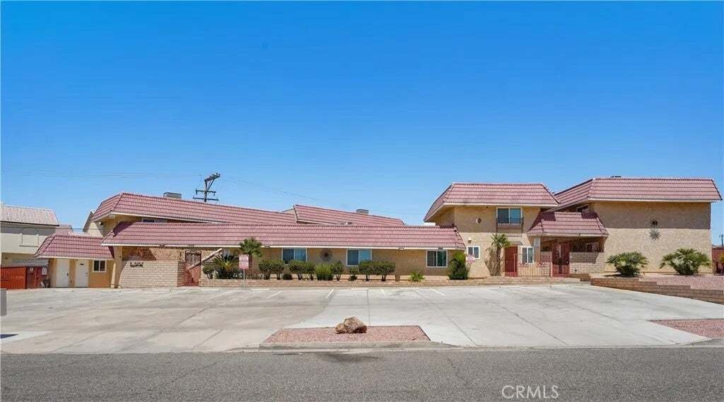 Apple Valley, California, United States 2 - 18629138