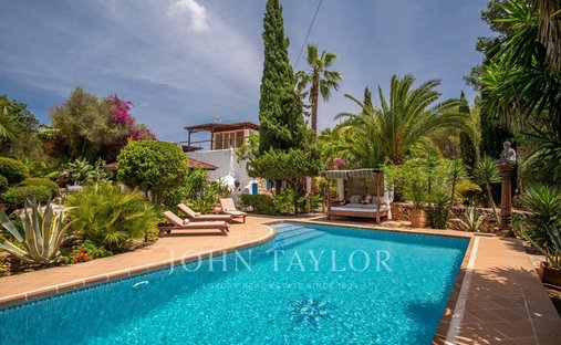 House in Sant Rafel de sa Creu, Sant Antoni de Portmany, Balearic Islands 1