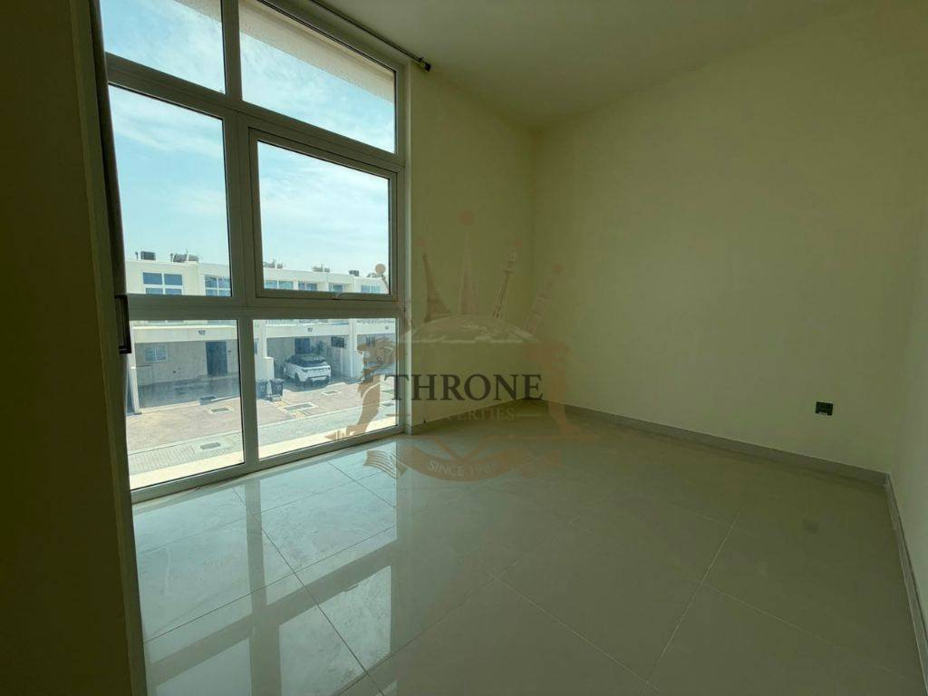 Townhouse in Damac Hills 2, Dubai, United Arab Emirates 4 - 18626619