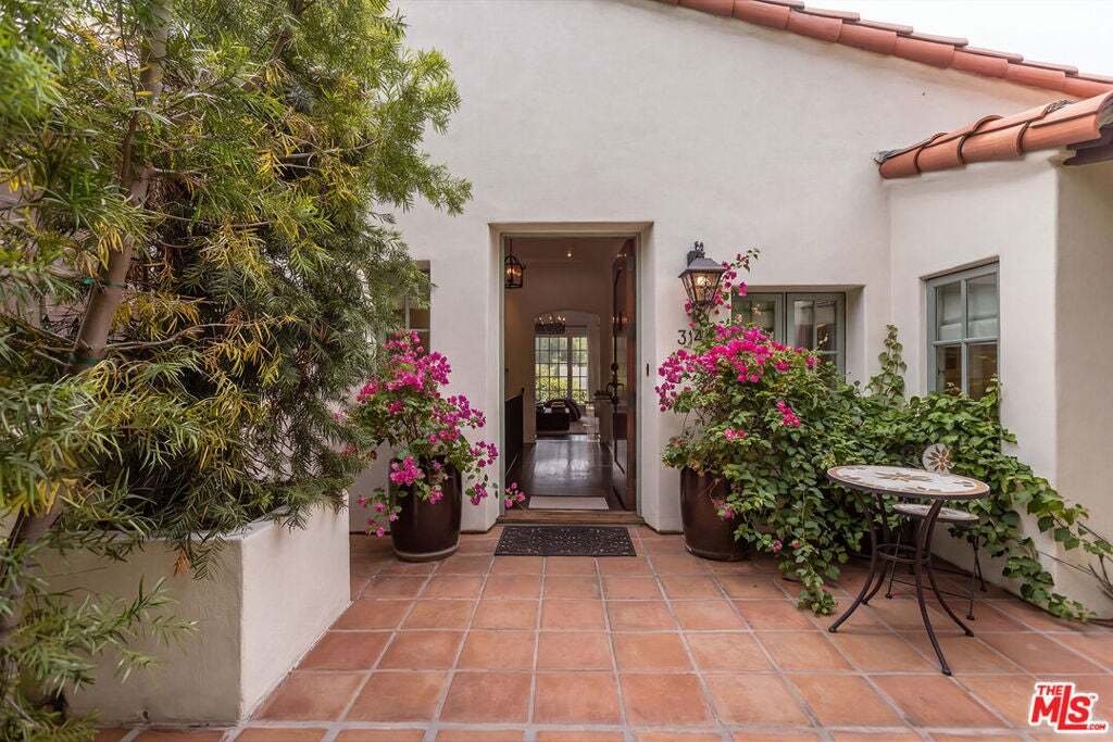 House in Los Angeles, California, United States 3 - 18629433