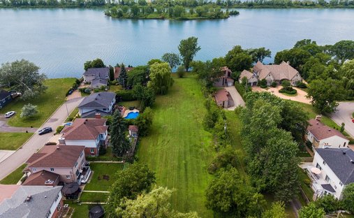 House in Brossard, Quebec, Canada 1