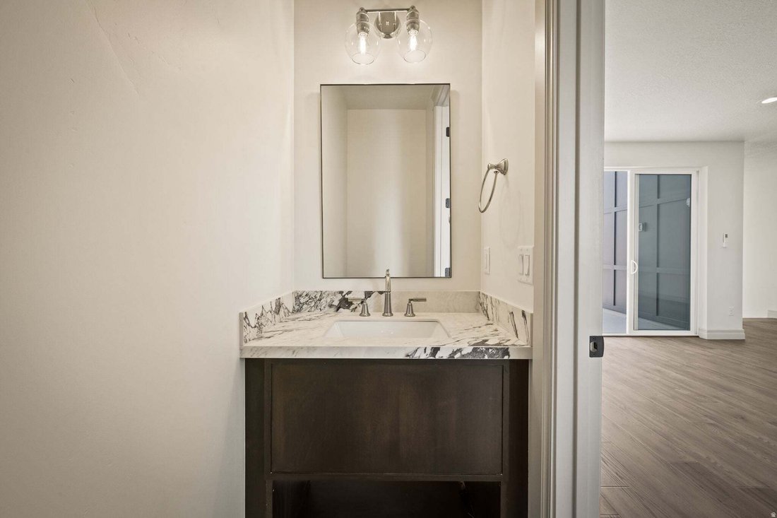 Condo in Salt Lake City, Utah, United States 5 - 18629441