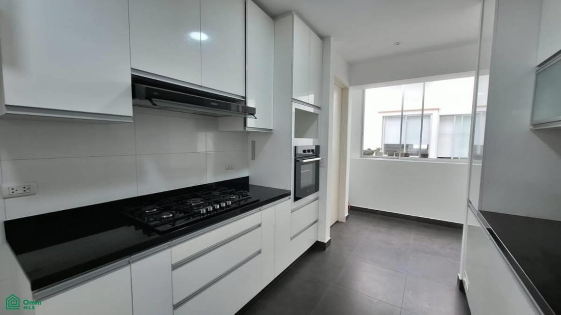 Condo in San Juan de Miraflores, Metropolitan Municipality of Lima, Peru 1 - 18332693