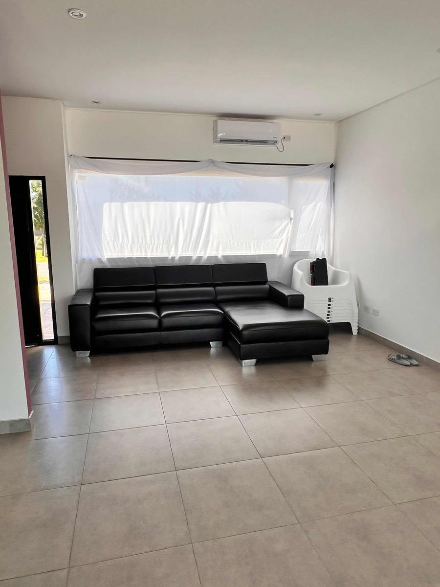 House in Ingeniero Maschwitz, Buenos Aires Province, Argentina 5 - 18627117