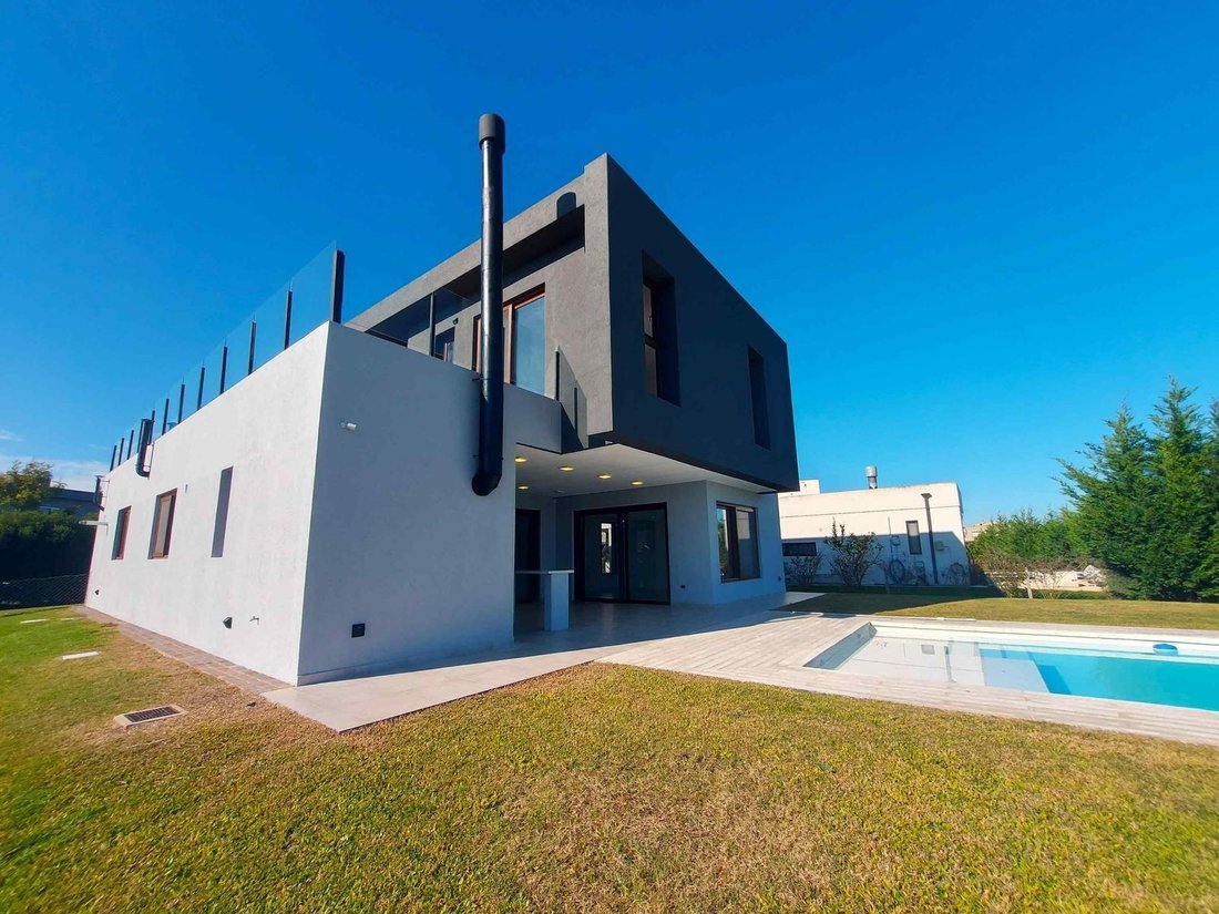 House in Canning, Buenos Aires, Argentina 1 - 18627378