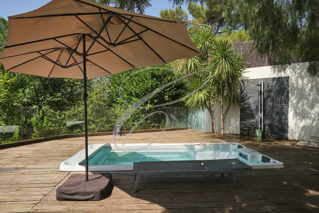 Villa in Village-Cros de Caste-Coupiere-Mont Gros, Roquebrune-Cap-Martin, France 3 - 17241645