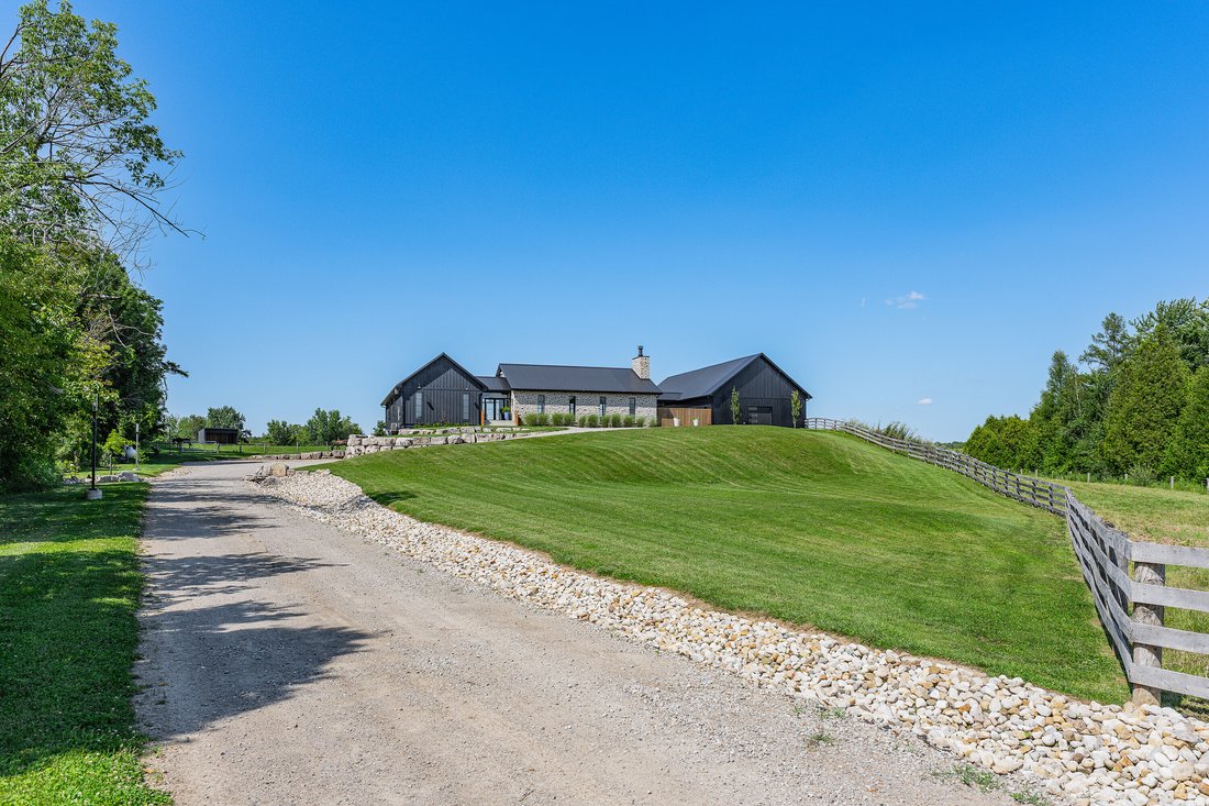 House in Puslinch, Ontario, Canada 5 - 18626691