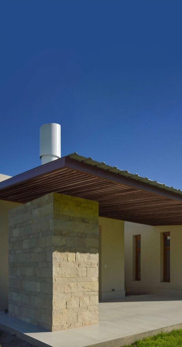 House in Neuquen, Neuquen, Argentina 3 - 18627635