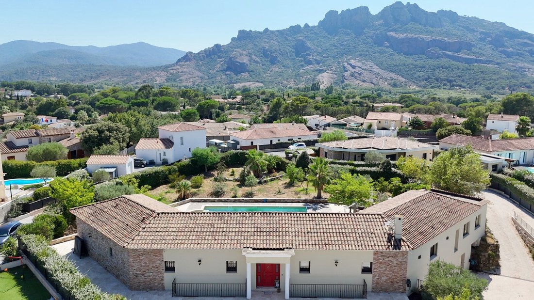 Villa in Ecarts, Roquebrune-sur-Argens, France 1 - 18629770