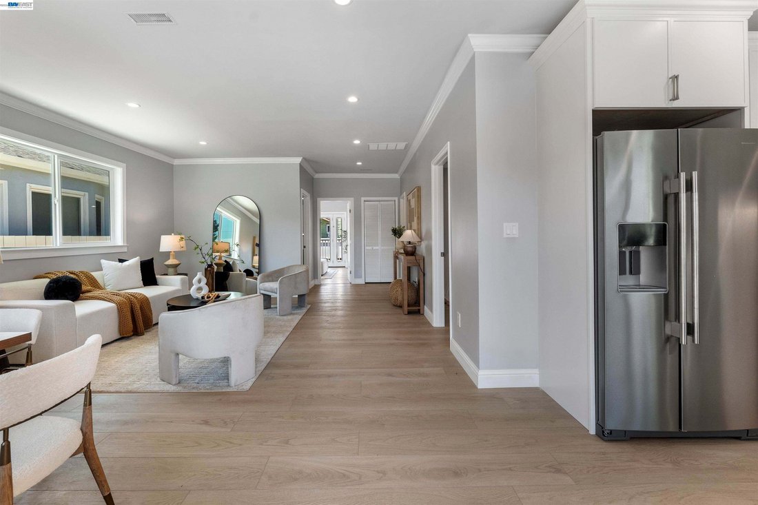 House in San Mateo, California, United States 2 - 18629500
