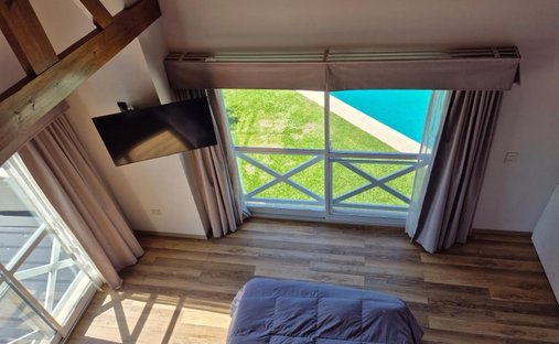 House in Ezeiza, Buenos Aires Province, Argentina 1