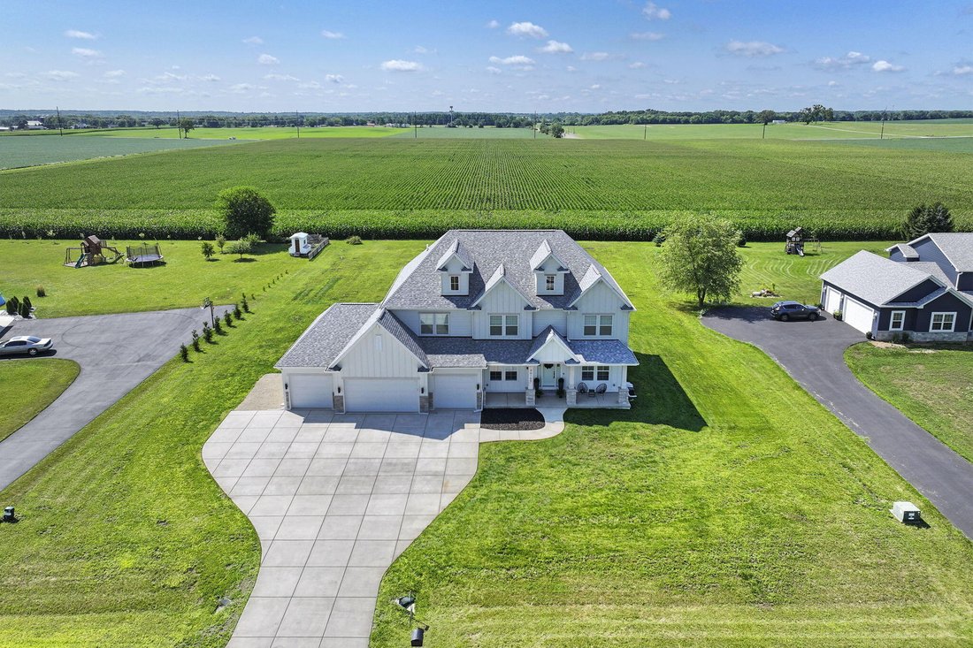 House in Powers Lake, Wisconsin, United States 2 - 17959807